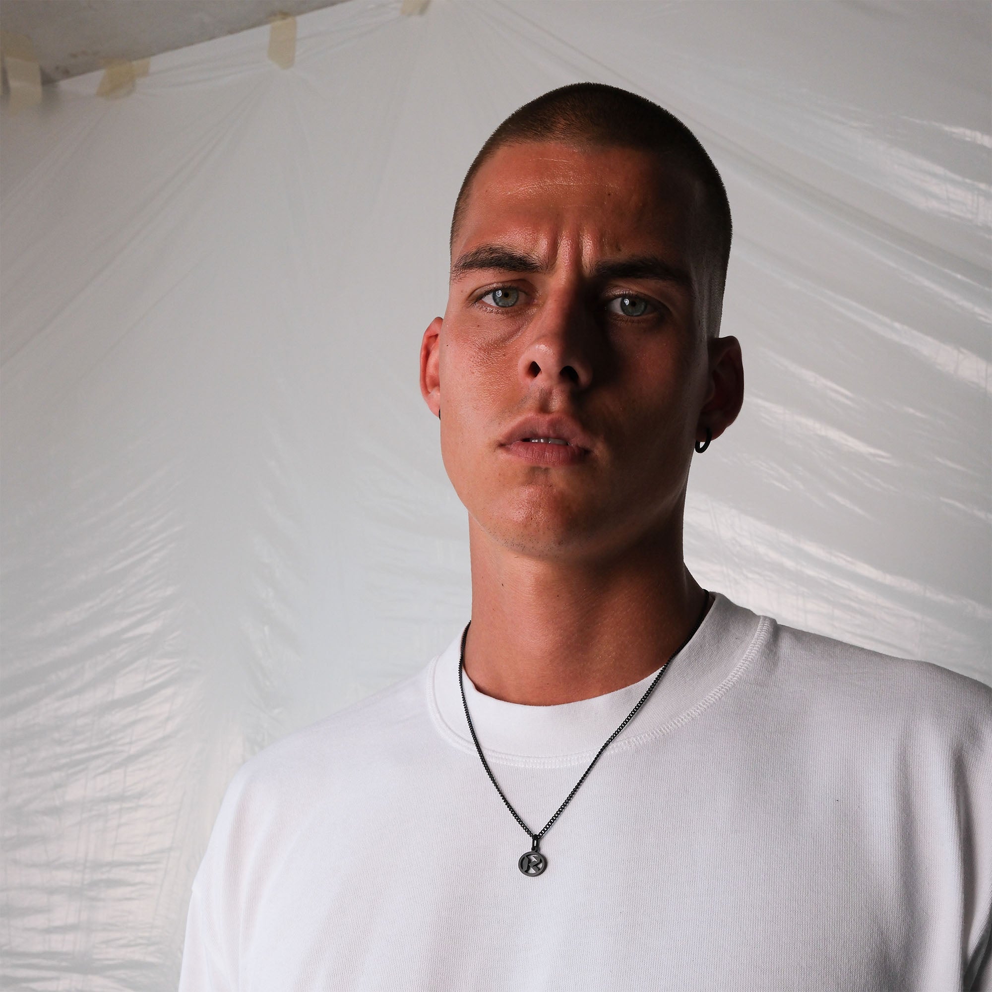 K12 - BLACK LOGO CHAIN